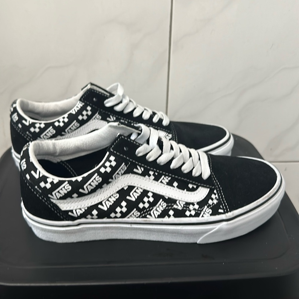 Vans Old Skool Sneakers